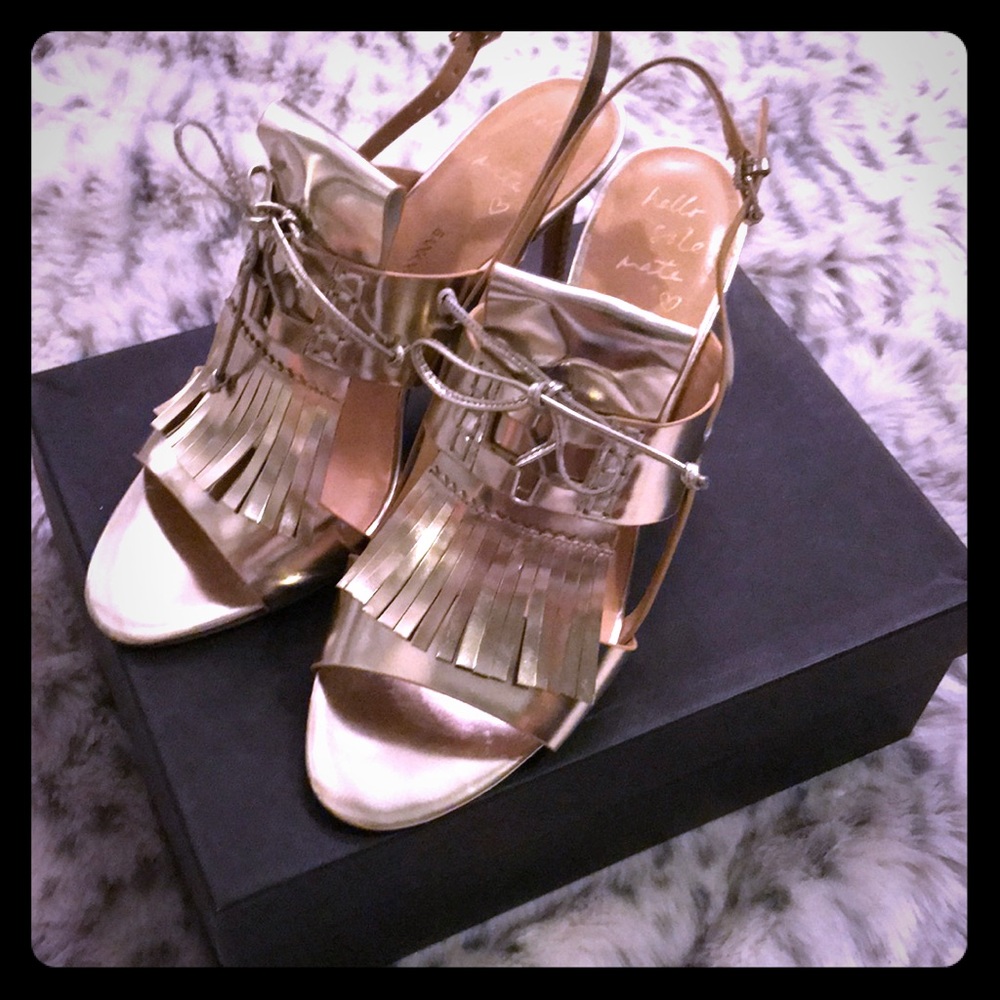 Banana Republic gold open toes heels, size 9